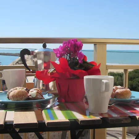 Couette-café Ohana 4*